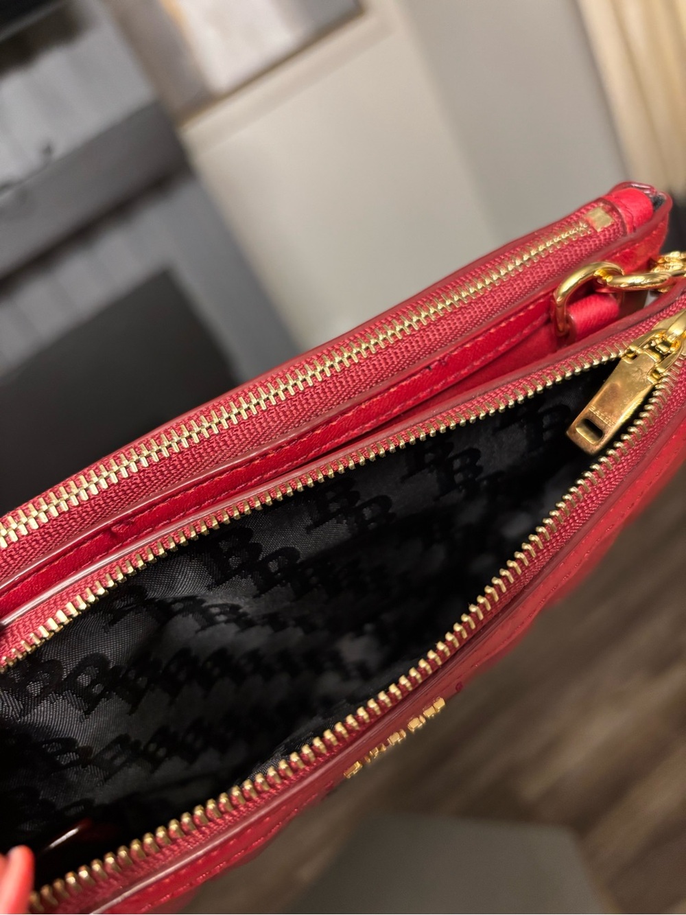 Bally Red Quilted Leather Crossbody with Signature Stripe - Picture 4 of 5
